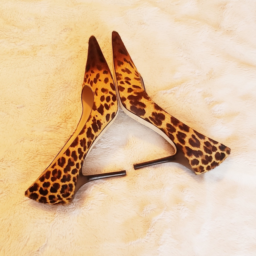 Jimmy Choo Leopard Print Pointed Toe Heels - Picture 3 of 6